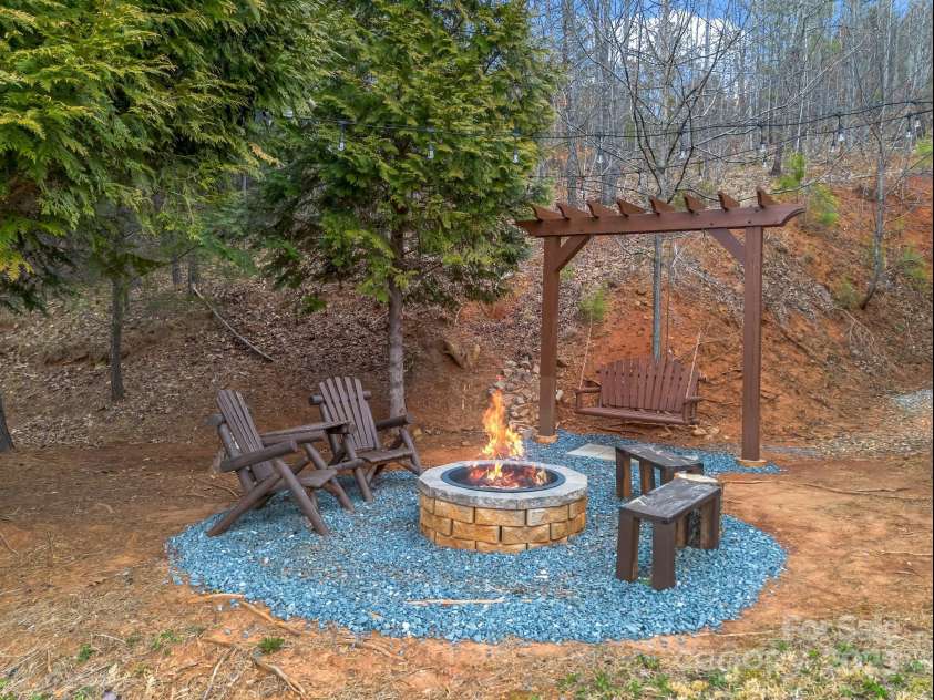 206 Denis Ridge, Bostic, NC 28018.  MLS# CAR4228722, YatesRealty ID 3480. 