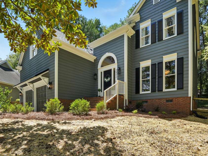 2902 Notchview Court, Charlotte, NC 28210.  MLS# CAR4296816, YatesRealty ID 34800. 