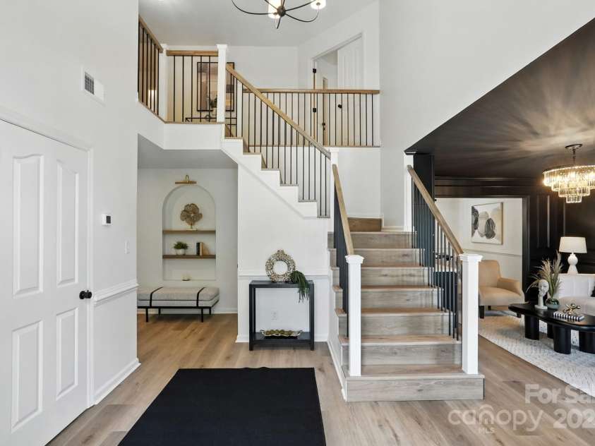2902 Notchview Court, Charlotte, NC 28210.  MLS# CAR4296816, YatesRealty ID 34800. 