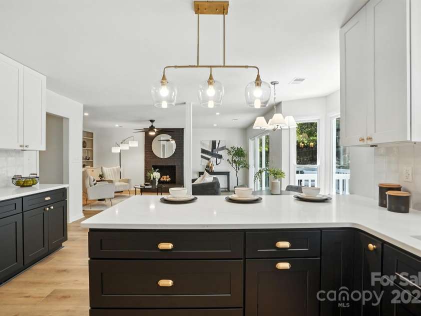 2902 Notchview Court, Charlotte, NC 28210.  MLS# CAR4296816, YatesRealty ID 34800. 