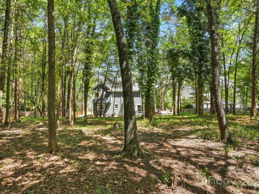 2902 Notchview Court, Charlotte, NC 28210.  MLS# CAR4296816, YatesRealty ID 34800. 