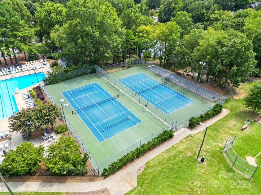 2902 Notchview Court, Charlotte, NC 28210.  MLS# CAR4296816, YatesRealty ID 34800. 