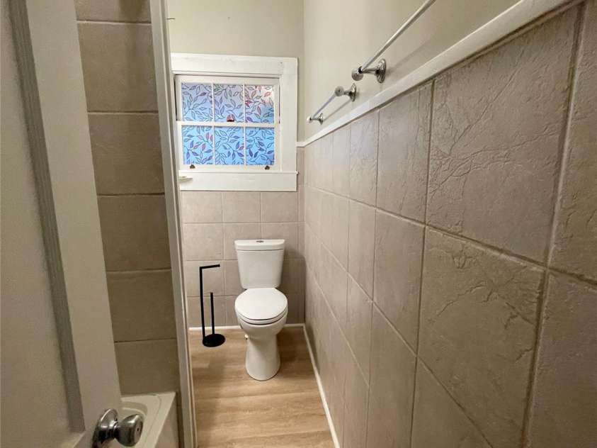 202 Marion Street, Clover, SC 29710.  MLS# CAR4397522, YatesRealty ID 34801. Bathroom#2