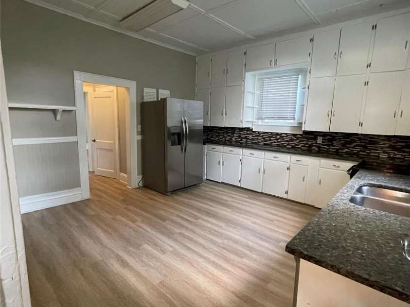 202 Marion Street, Clover, SC 29710.  MLS# CAR4397522, YatesRealty ID 34801. Kitchen