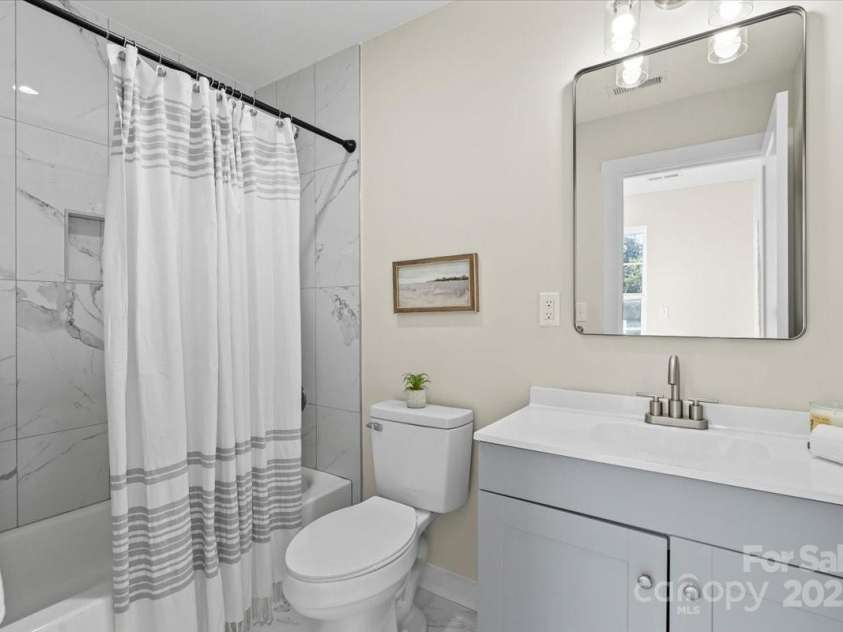 508 Oakland Street, Gastonia, NC 28052.  MLS# CAR4295668, YatesRealty ID 34801. 