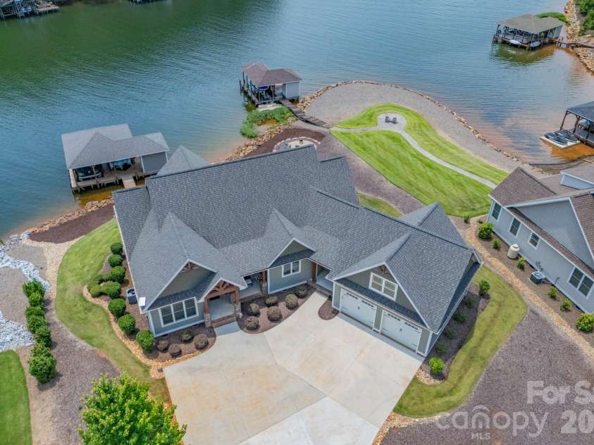 157 Landing Trail, Mount Gilead, NC 27306.  MLS# CAR4398840, YatesRealty ID 34802. 