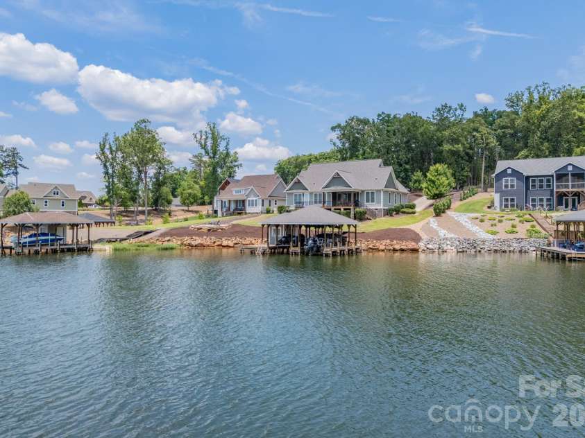 157 Landing Trail, Mount Gilead, NC 27306.  MLS# CAR4398840, YatesRealty ID 34802. 