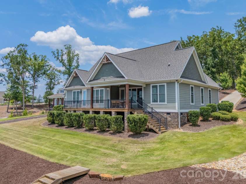 157 Landing Trail, Mount Gilead, NC 27306.  MLS# CAR4398840, YatesRealty ID 34802. 