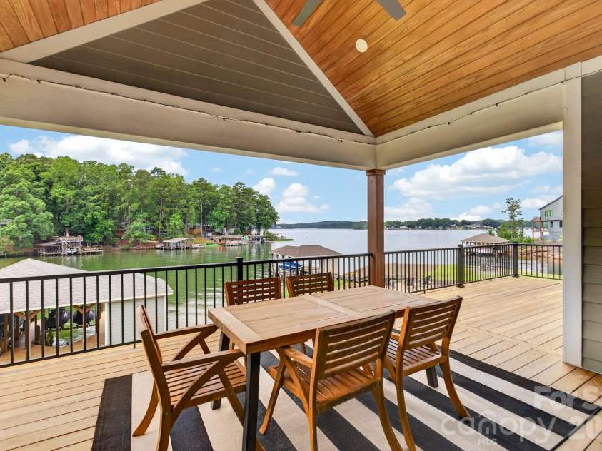 157 Landing Trail, Mount Gilead, NC 27306.  MLS# CAR4398840, YatesRealty ID 34802. 