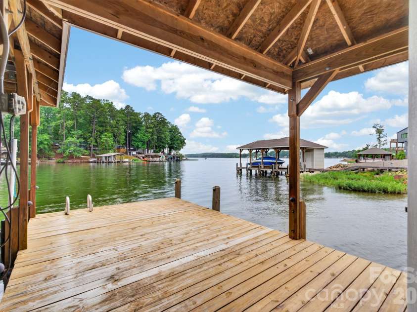 157 Landing Trail, Mount Gilead, NC 27306.  MLS# CAR4398840, YatesRealty ID 34802. 