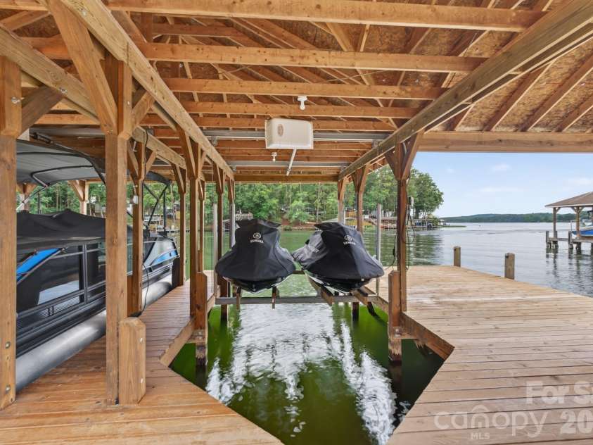 157 Landing Trail, Mount Gilead, NC 27306.  MLS# CAR4398840, YatesRealty ID 34802. 