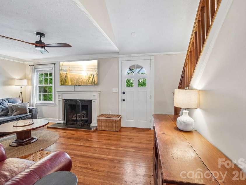 111 Bennett Street, Burnsville, NC 28714.  MLS# CAR4390784, YatesRealty ID 34804. 
