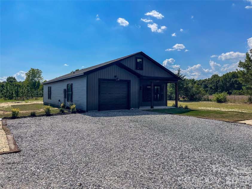 1140 Miller Flat Road, Jefferson, SC 29718.  MLS# CAR4390877, YatesRealty ID 34805. 