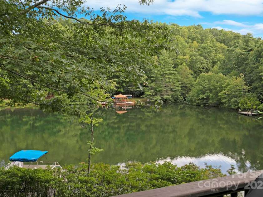 174 Echota Lane, Brevard, NC 28712.  MLS# CAR4291447, YatesRealty ID 34805. 