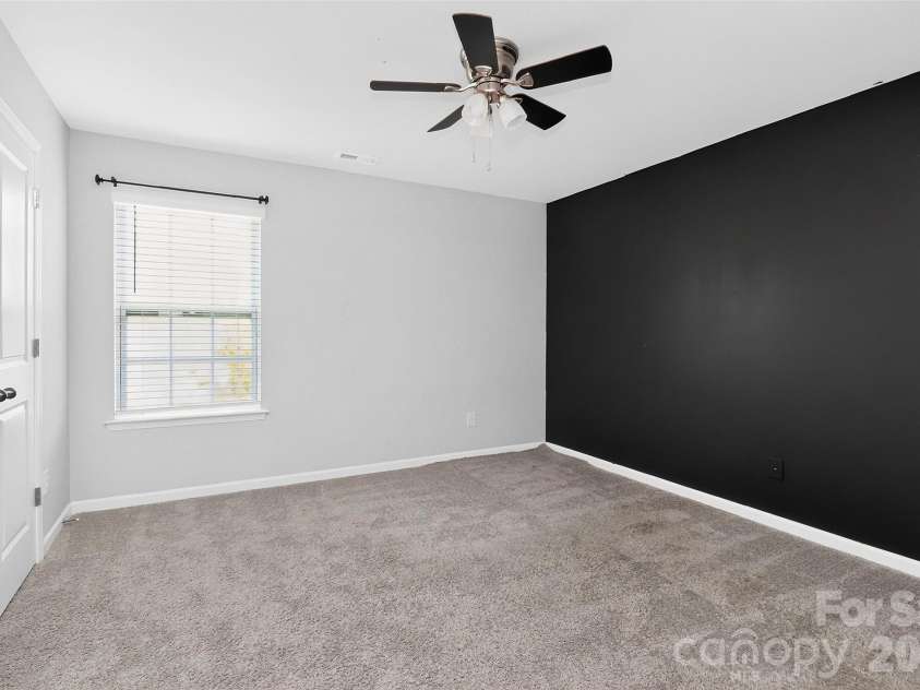 9203 Mackinaw Drive, Gastonia, NC 28056.  MLS# CAR4399994, YatesRealty ID 34806. 