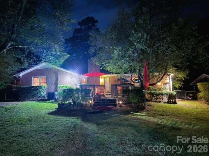 1218 Dotson Court, Wilmington, NC 28405.  MLS# CAR4399419, YatesRealty ID 34807. 