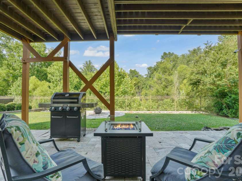 144 Blossom Ridge Drive, Mooresville, NC 28117.  MLS# CAR4398355, YatesRealty ID 34808. 
