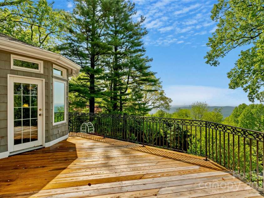 173 Laurel Lane, Marion, NC 28752.  MLS# CAR4290550, YatesRealty ID 34808. 
