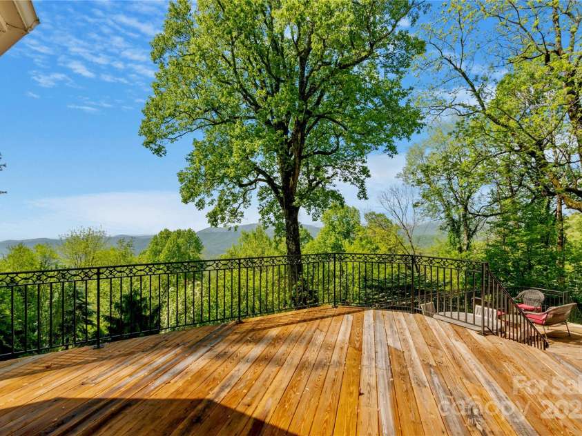 173 Laurel Lane, Marion, NC 28752.  MLS# CAR4290550, YatesRealty ID 34808. 