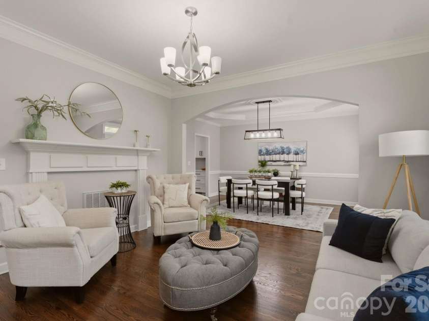 22012 Preswick Drive, Fort Mill, SC 29707.  MLS# CAR4396057, YatesRealty ID 34809. Living room
