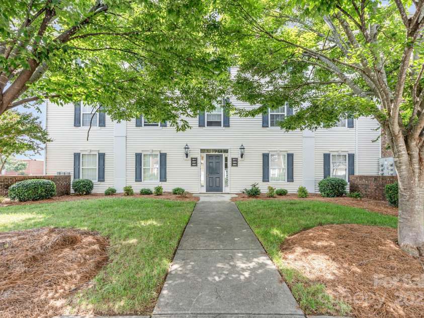 3809 Carl Parmer Drive, Harrisburg, NC 28075.  MLS# CAR4289550, YatesRealty ID 3481. 