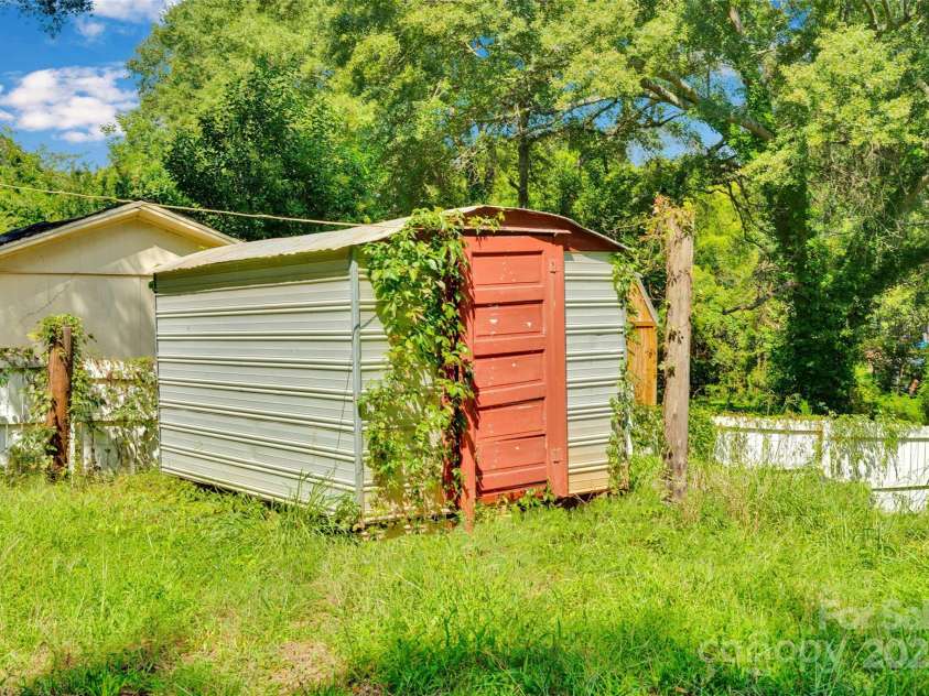 409 Gold Street, Shelby, NC 28150.  MLS# CAR4295460, YatesRealty ID 3481. Extra Storage Shed 