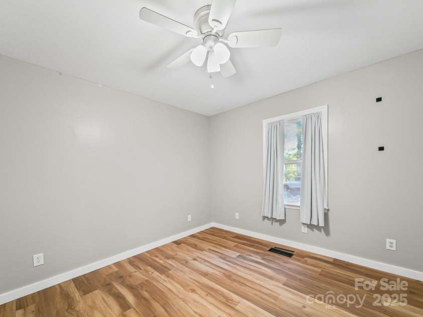 120 Harry Robinson Street, Dallas, NC 28034.  MLS# CAR4295974, YatesRealty ID 34810. 