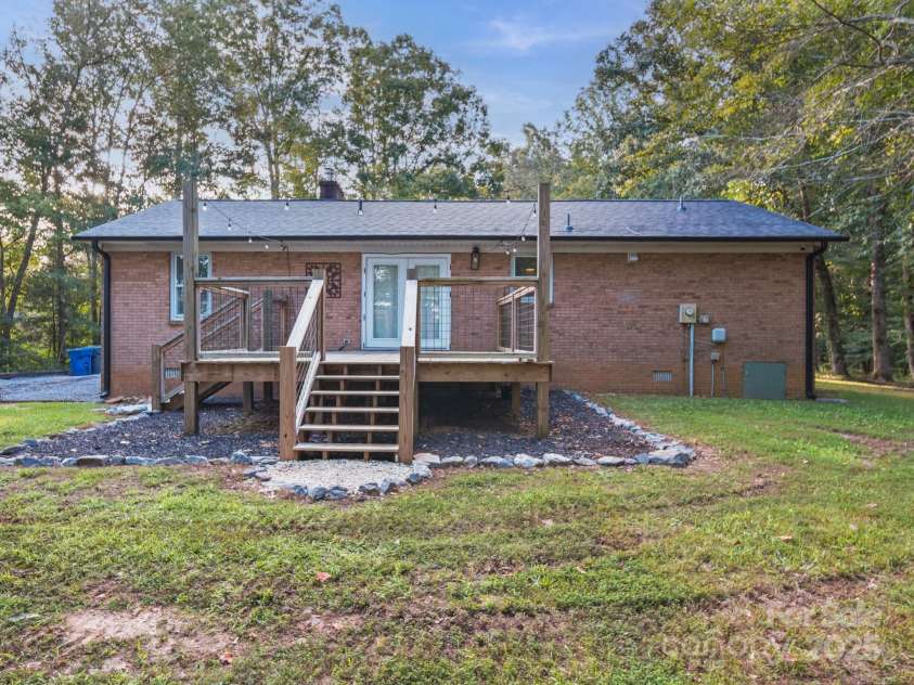 120 Harry Robinson Street, Dallas, NC 28034.  MLS# CAR4295974, YatesRealty ID 34810. 