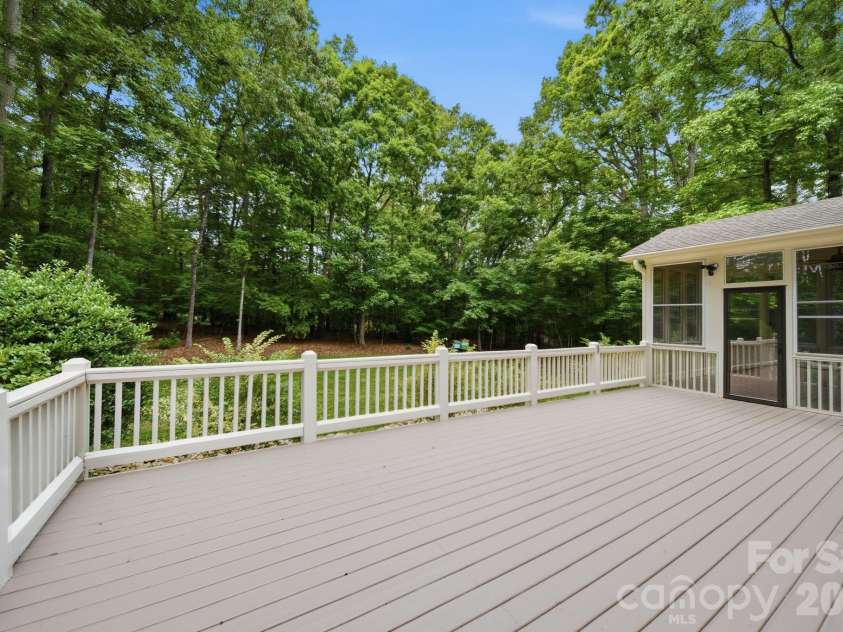 1802 Summit View Place, Marvin, NC 28173.  MLS# CAR4349894, YatesRealty ID 34810. Deck w/o furniture