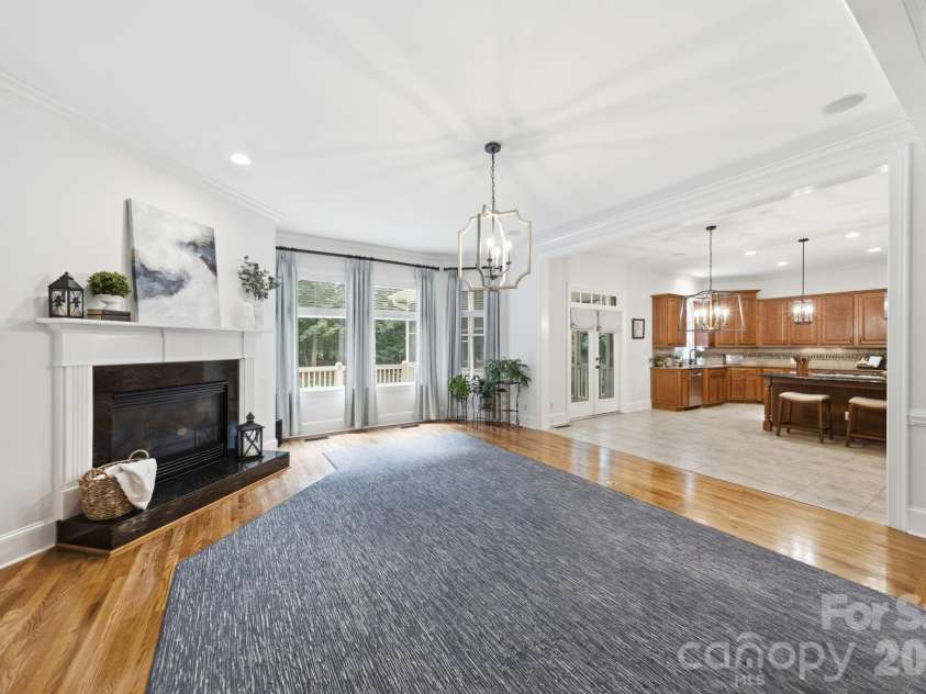 1802 Summit View Place, Marvin, NC 28173.  MLS# CAR4349894, YatesRealty ID 34810. Family Room