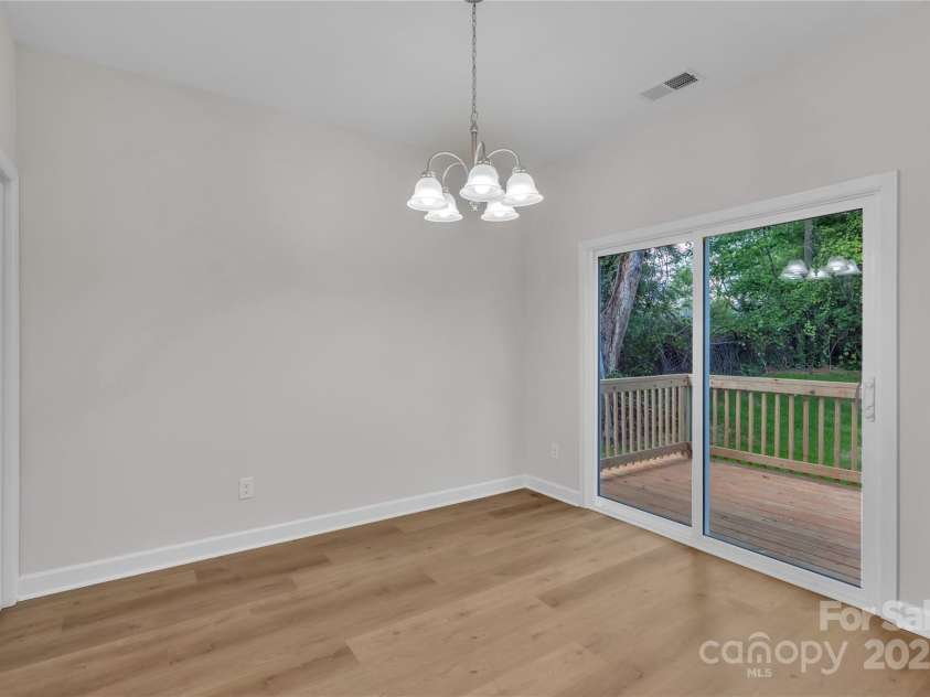 1324 Old Charlotte Road, Statesville, NC 28677.  MLS# CAR4293334, YatesRealty ID 34811. 