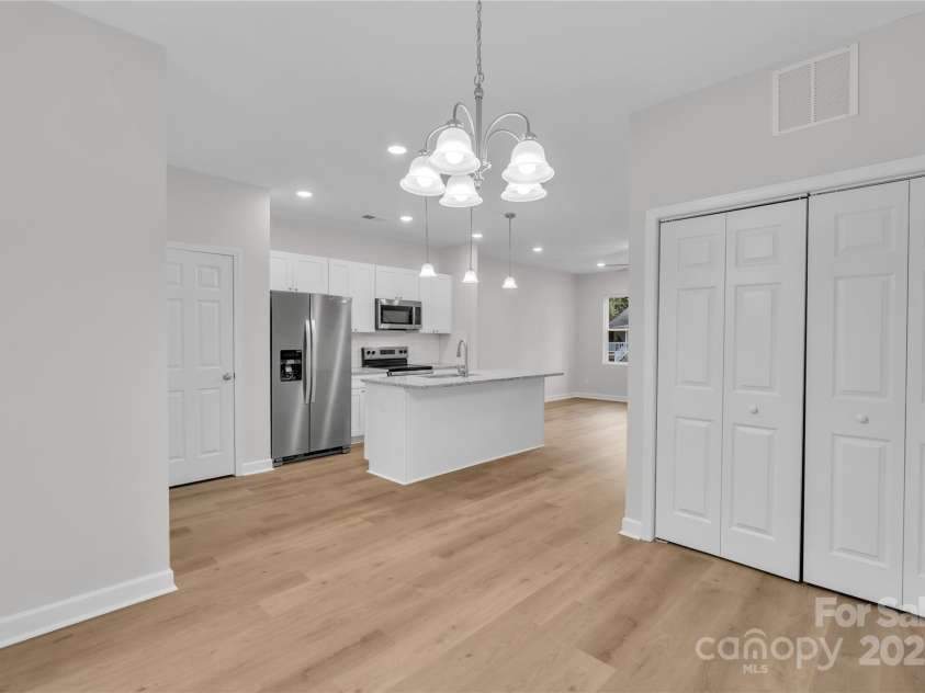 1324 Old Charlotte Road, Statesville, NC 28677.  MLS# CAR4293334, YatesRealty ID 34811. 