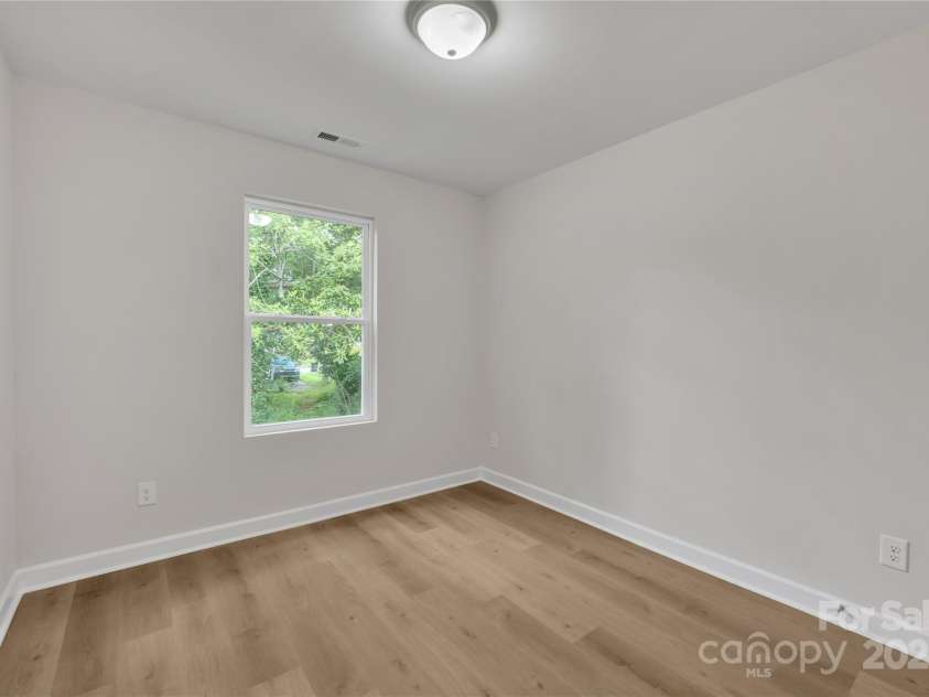 1324 Old Charlotte Road, Statesville, NC 28677.  MLS# CAR4293334, YatesRealty ID 34811. 
