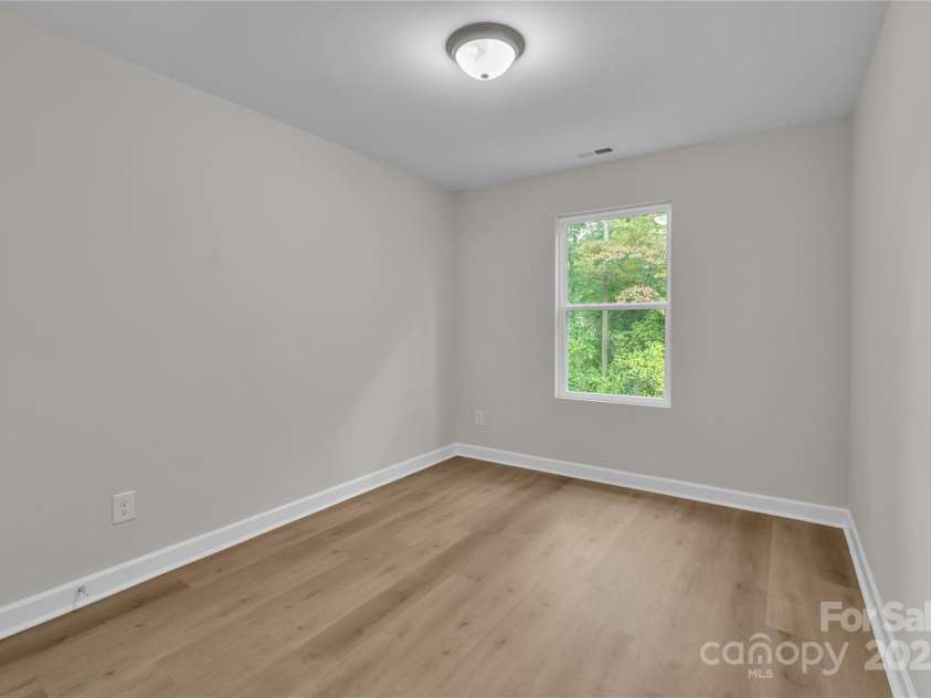 1324 Old Charlotte Road, Statesville, NC 28677.  MLS# CAR4293334, YatesRealty ID 34811. 