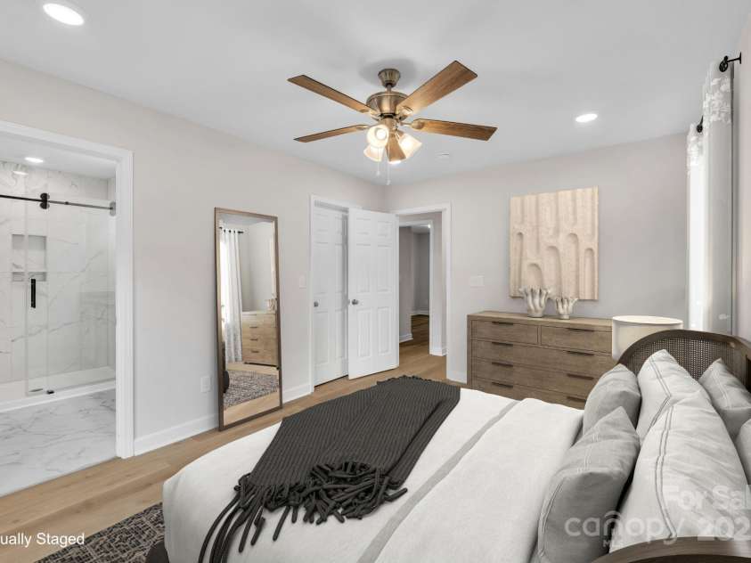 1324 Old Charlotte Road, Statesville, NC 28677.  MLS# CAR4293334, YatesRealty ID 34811. 