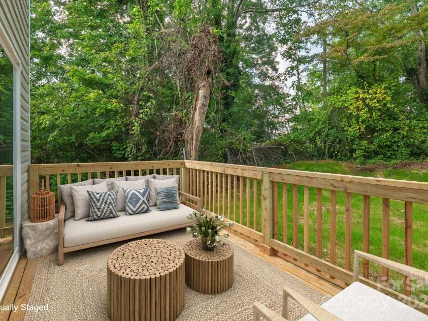 1324 Old Charlotte Road, Statesville, NC 28677.  MLS# CAR4293334, YatesRealty ID 34811. 