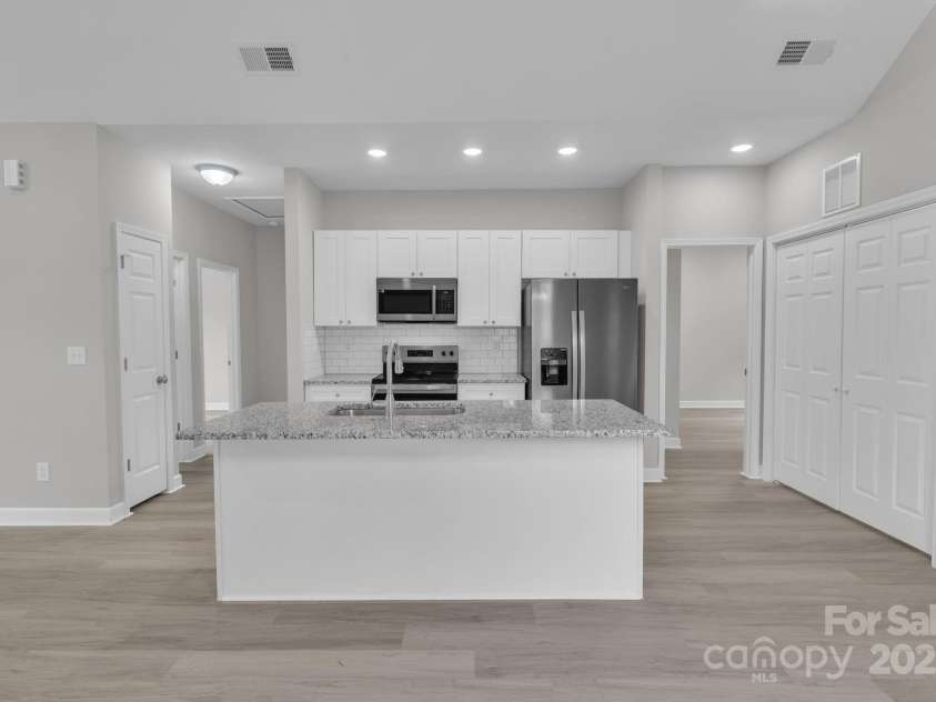1118 Lerain Court, Statesville, NC 28677.  MLS# CAR4294392, YatesRealty ID 34812. 