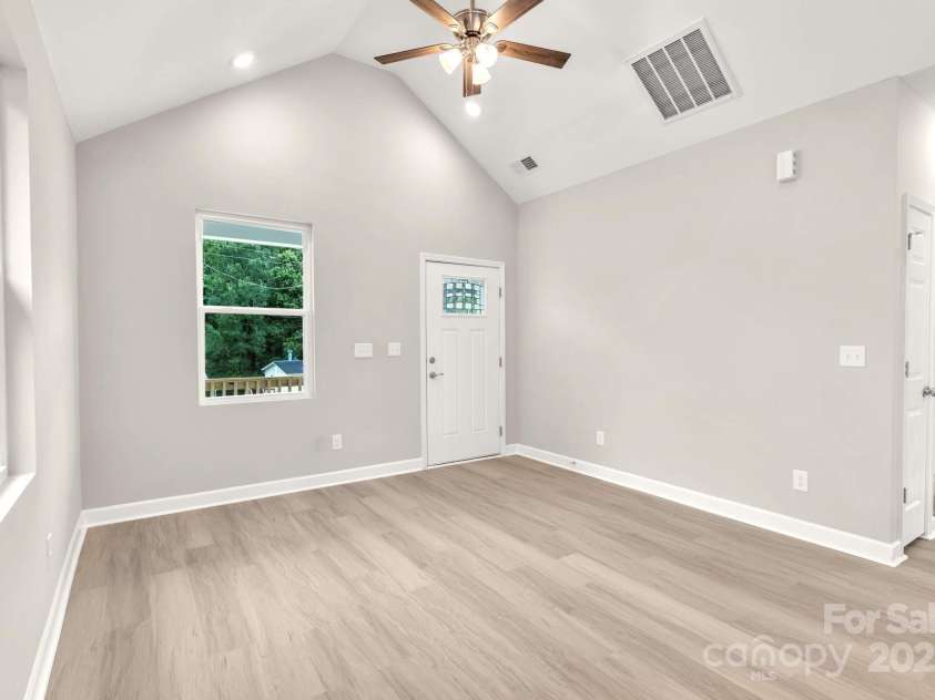 1118 Lerain Court, Statesville, NC 28677.  MLS# CAR4294392, YatesRealty ID 34812. 
