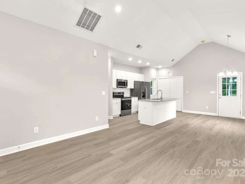 1118 Lerain Court, Statesville, NC 28677.  MLS# CAR4294392, YatesRealty ID 34812. 