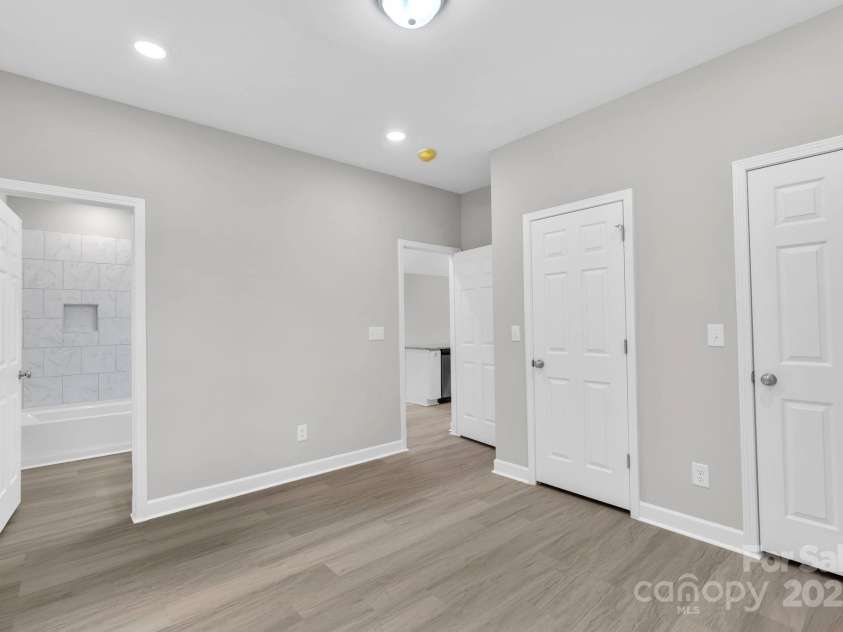 1118 Lerain Court, Statesville, NC 28677.  MLS# CAR4294392, YatesRealty ID 34812. 