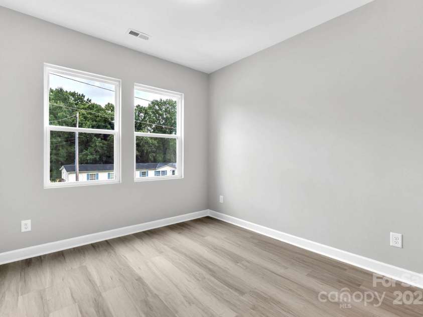 1118 Lerain Court, Statesville, NC 28677.  MLS# CAR4294392, YatesRealty ID 34812. 