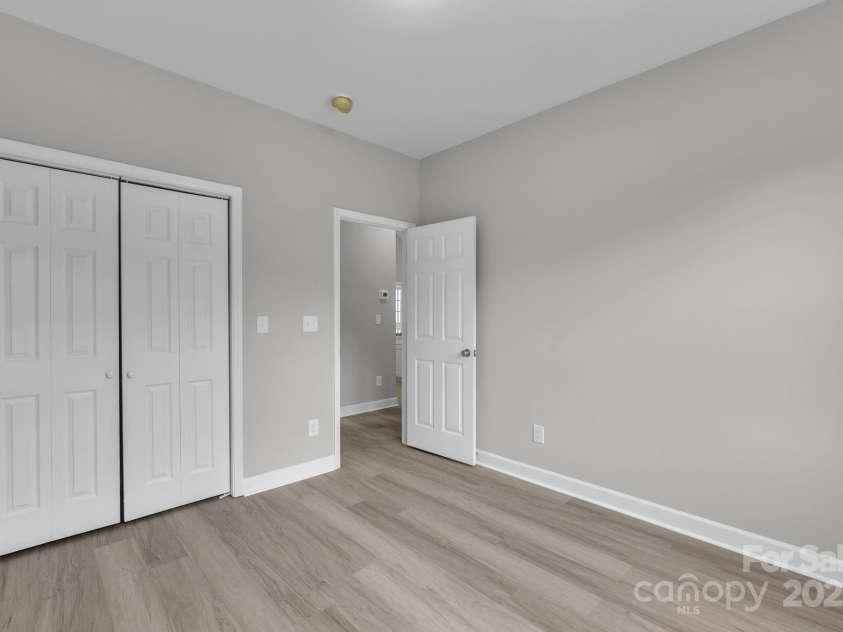 1118 Lerain Court, Statesville, NC 28677.  MLS# CAR4294392, YatesRealty ID 34812. 