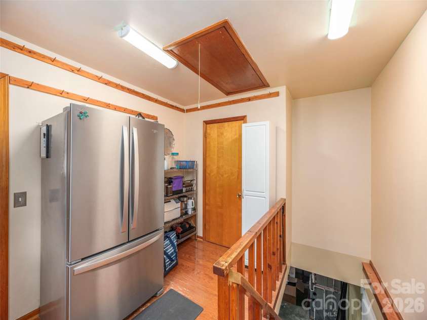46 Flint Street, Waynesville, NC 28786.  MLS# CAR4399468, YatesRealty ID 34813. 