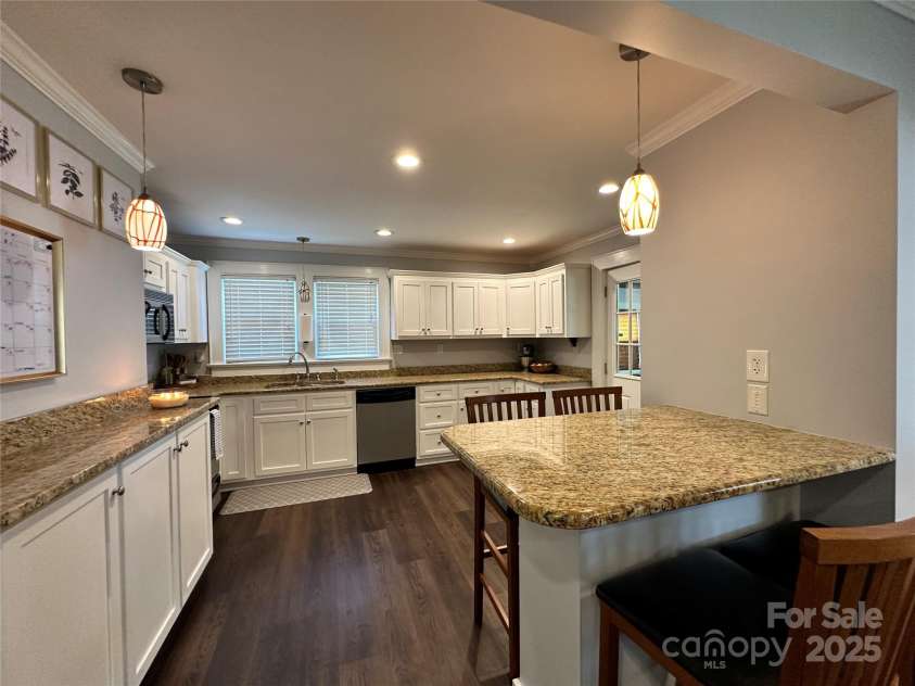 706 Sides Street, Rockwell, NC 28138.  MLS# CAR4283920, YatesRealty ID 34813. Kitchen