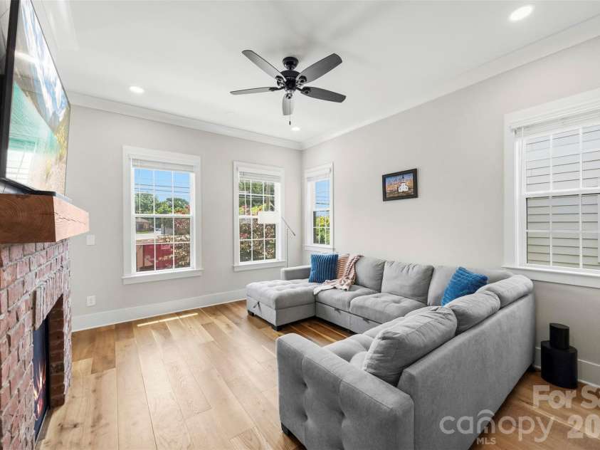 414 Main Street, Belmont, NC 28012.  MLS# CAR4398037, YatesRealty ID 34815. 