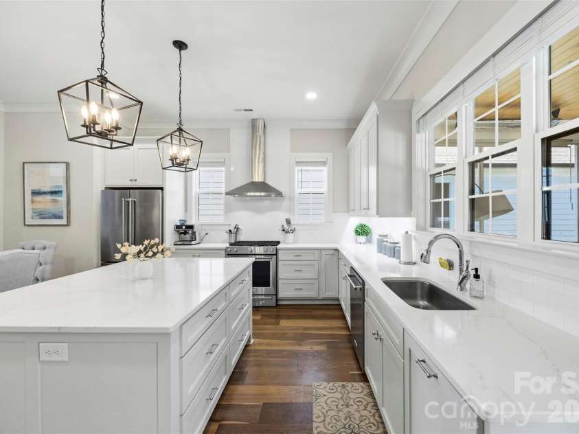 414 Main Street, Belmont, NC 28012.  MLS# CAR4398037, YatesRealty ID 34815. 