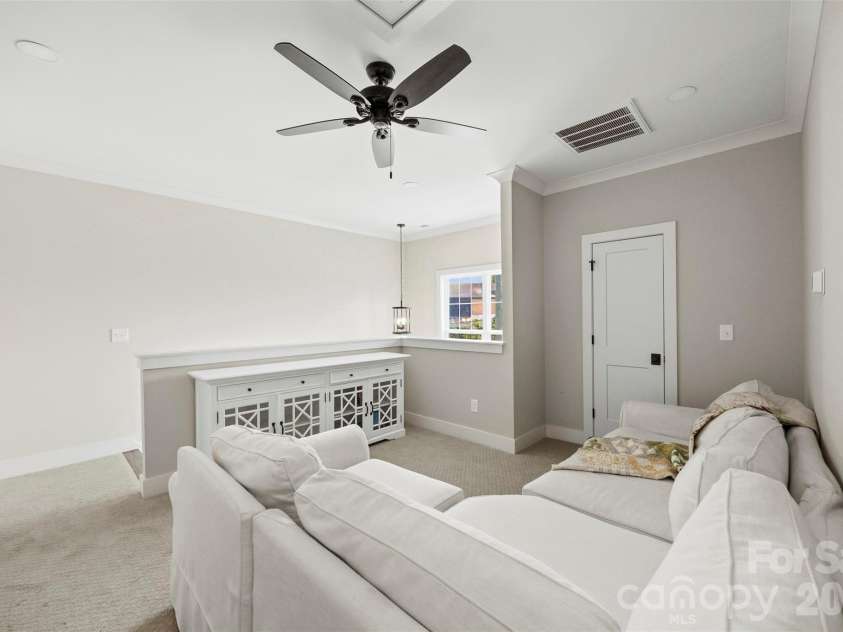 414 Main Street, Belmont, NC 28012.  MLS# CAR4398037, YatesRealty ID 34815. 