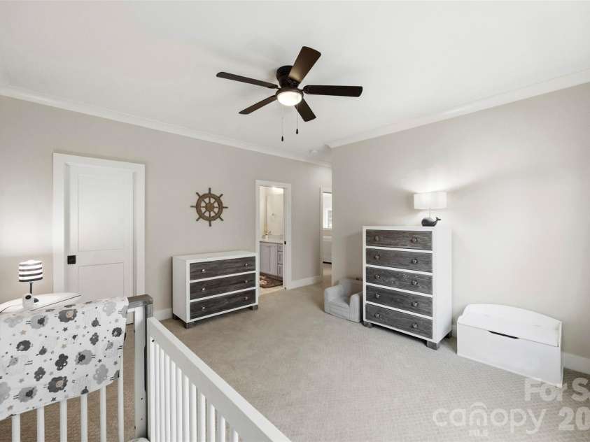 414 Main Street, Belmont, NC 28012.  MLS# CAR4398037, YatesRealty ID 34815. 