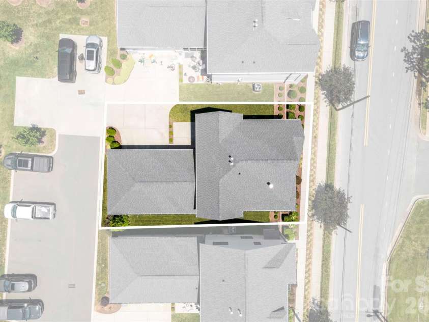 414 Main Street, Belmont, NC 28012.  MLS# CAR4398037, YatesRealty ID 34815. 