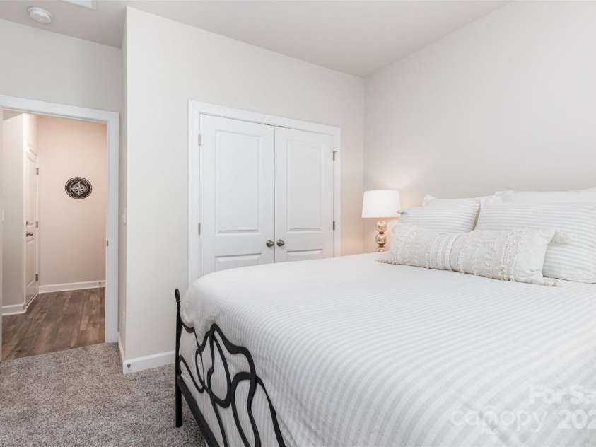 941 Rachel Anne Drive, Belmont, NC 28012.  MLS# CAR4259048, YatesRealty ID 34815. 